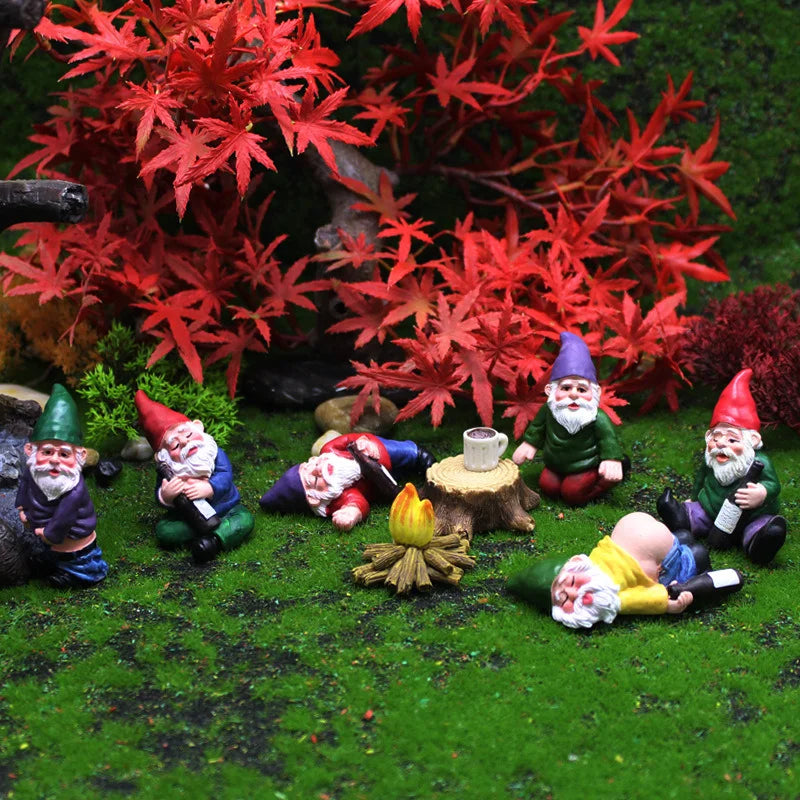 1Pcs Mini Fairy Garden Dwarf Bonfire Statues Drunk Yoga Gnomes Miniature Ornaments Flowerpot Garden Decor Accessories