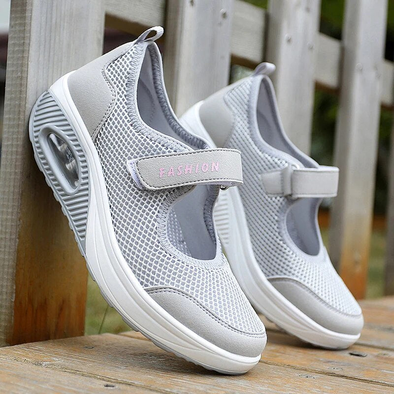 Lightweight no lace breathable casual shoes