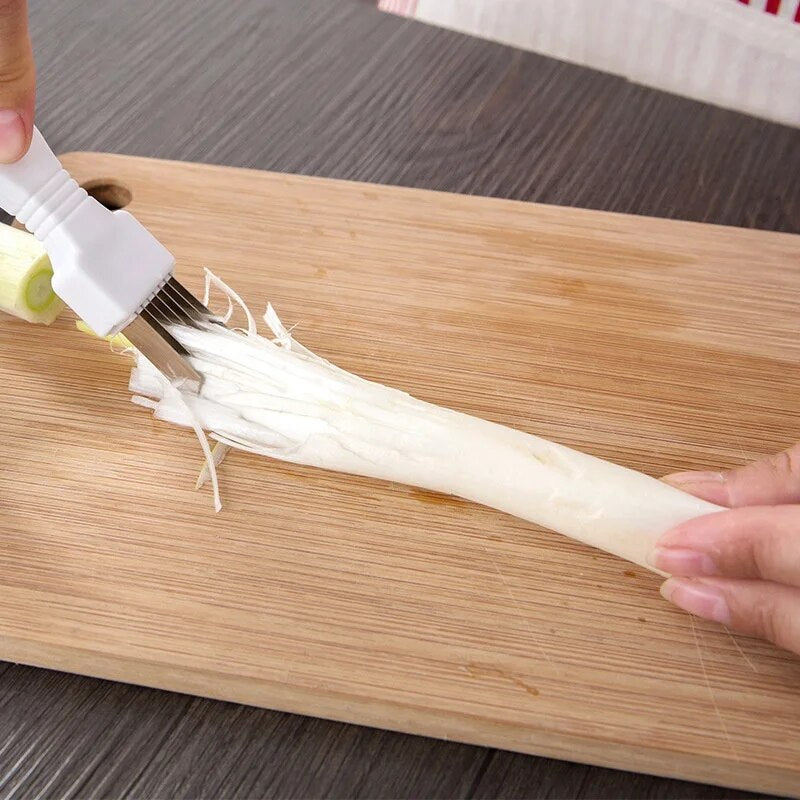 Practical Herb Knife Onion Garlic Vegetable Cutter Cut Onions Garlic Tomato Device Shredders Slicers