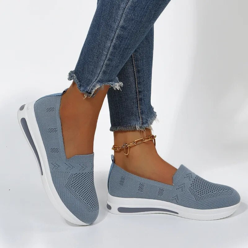 Slip-On Sneakers Women Platform Shoes Top Quality Fabric Women Sneakers